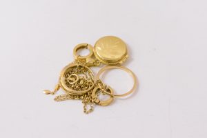 K18金　指輪　ネックレス　高価買取　大阪神戸　貴金属　純金
