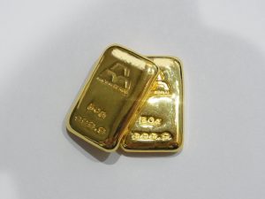 日本マテリアル インゴット50g×2枚 買取価格 NY金は3000ドル突破！