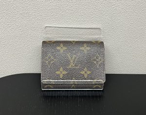 ルイ・ヴィトン モノグラム アンヴェロップカルト ドゥヴィジット M62920