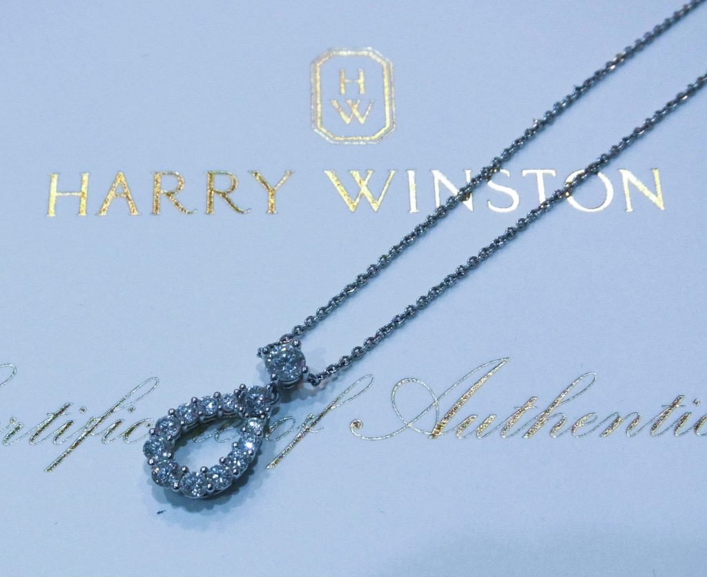 HARRY WINSTON(ハリーウィンストン)ループ・ペンダント(ミディアム)ネックレス 買取