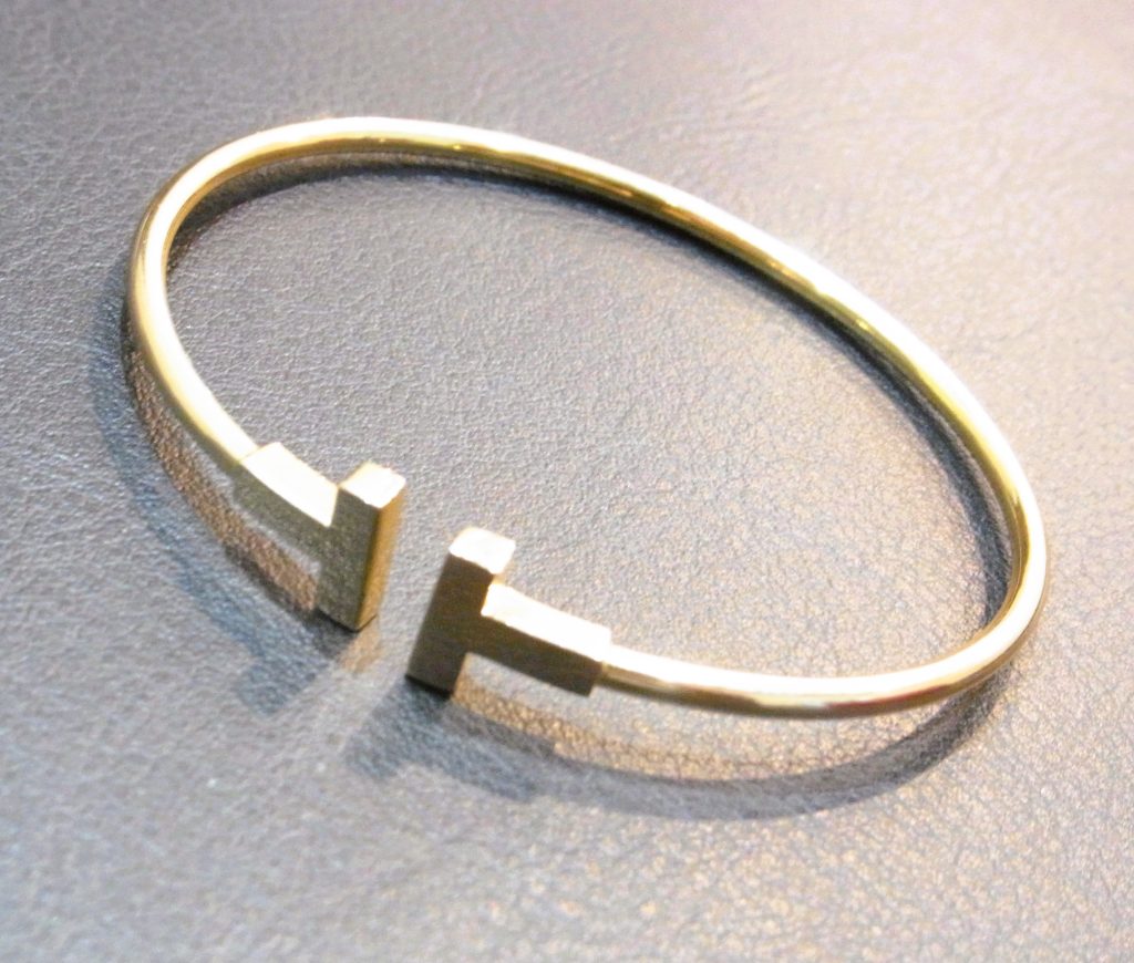 TIFFANY＆CO．（ティファニー） T. ワイヤー ブレスレット　YG　歪み有　買取