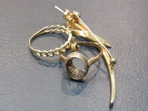 K18 買取 リング ブローチ まとめ 18金 身辺整理 貴金属