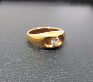 宝飾ジュエリー ダイヤモンドリング K18/D0.27ct 買取