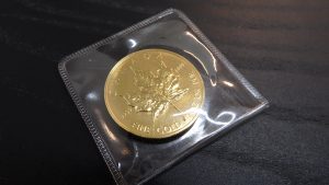 K24 純金 メープルリーフ金貨 1oz FINE GOLD 買取