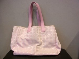 シャネル ニュートラベルライン トート 2003年頃製 持ち手ひび 買取価格
