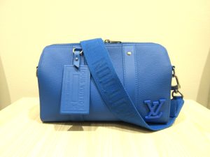 ルイヴィトン アロエグラムシティ・キーポル　ショルダーバッグ 買取 M22486 ブルー
