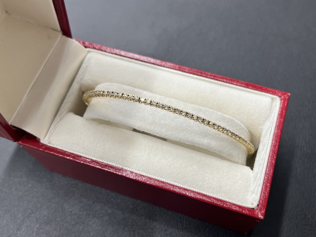 K18/750 YG ダイヤモンド バングル メレダイヤモンド 1ct ワイヤー入り