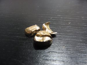 金歯 K18 歯が残っていても買取可能 変形・劣化も買取対象