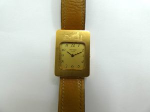エルメス カレーシュ レクタンギュラー クォーツ 不動 1980’s 買取価格