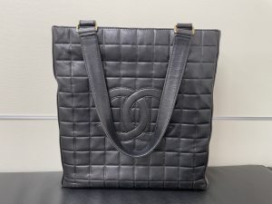 シャネル 買取 チョコバー トートバッグ ブラック ゴールド金具