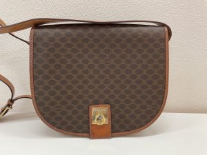 セリーヌ 買取 ショルダーバッグ マカダム柄 ブラウン