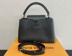 ルイ・ヴィトン 買取 カプシーヌPM トリヨンレザー ブラック×ゴールド