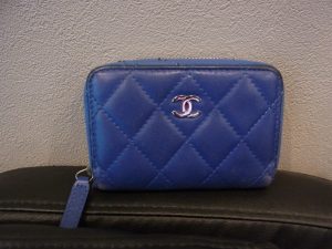シャネル 買取 マトラッセ ラムスキン ブルー シルバー金具 カードケース
