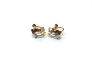 ピアス 買取 K18 Pt900 コンビ素材 金相場最高値維持