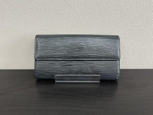 ルイ・ヴィトン エピ ポルトフォイユ サラ ノワールM63742