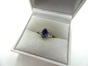 プラチナ台 サファイア＆ダイヤモンドリング 宝石ジュエリー買取