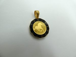 9999 ホース金貨 K18枠 コインジュエリー 買取 金相場は最高値更新
