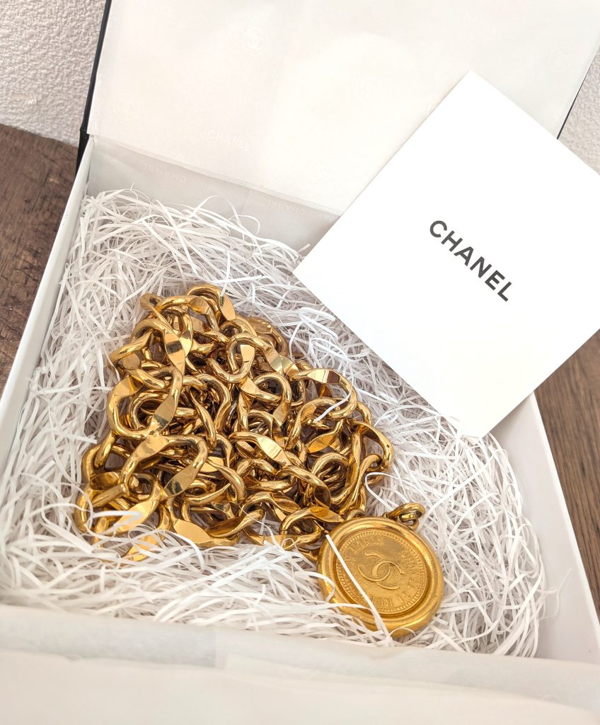 シャネル 買取 RUE CAMBON コインチェーンベルト GP 箱
