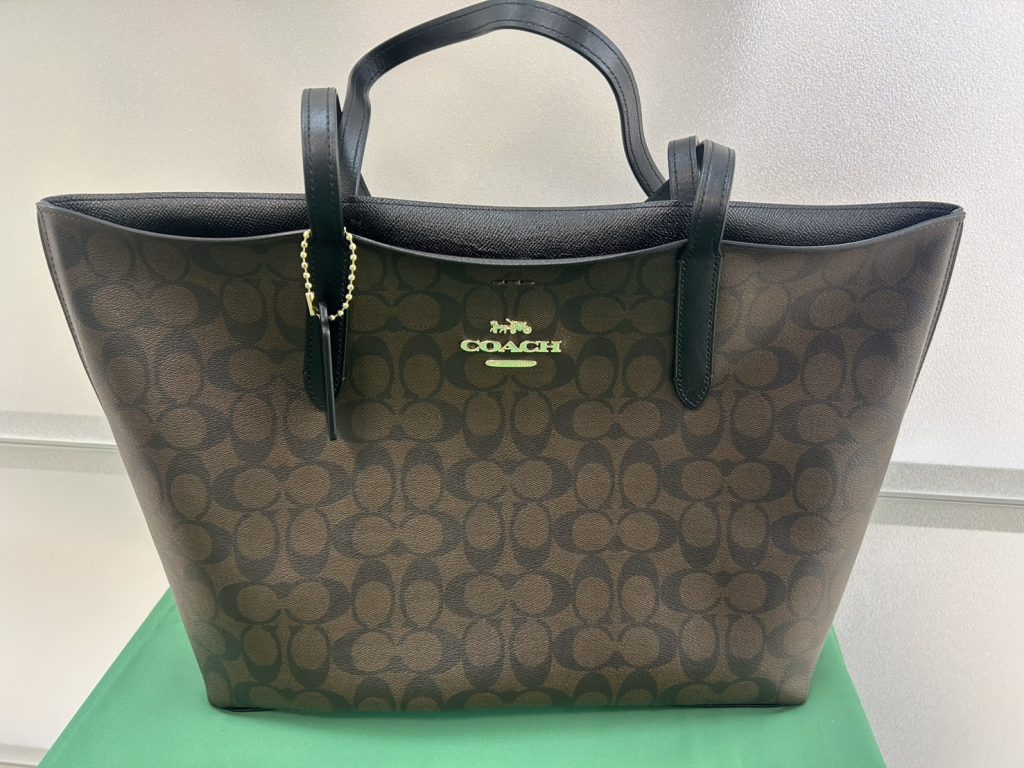 【催事】コーチ 買取 シグネチャー トートバッグ ブラウン×ブラック F67108 コーナン摂津市鳥飼西店