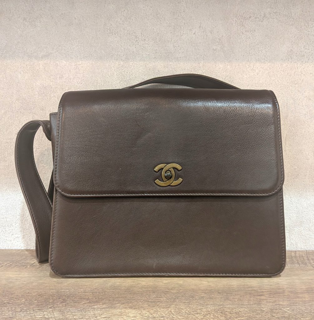 シャネル 買取 ヴィンテージ レザー ショルダーバッグ ブラウン 5番台