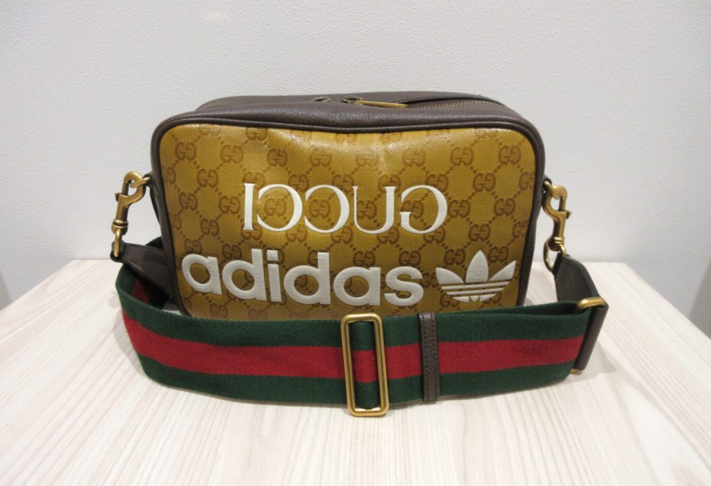 グッチ × アディダス コラボショルダーバッグ 買取 GGモノグラム 702427