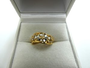 プラチナ＆ｋ18金コンビ＆ダイヤモンド フラワーモチーフリング買取