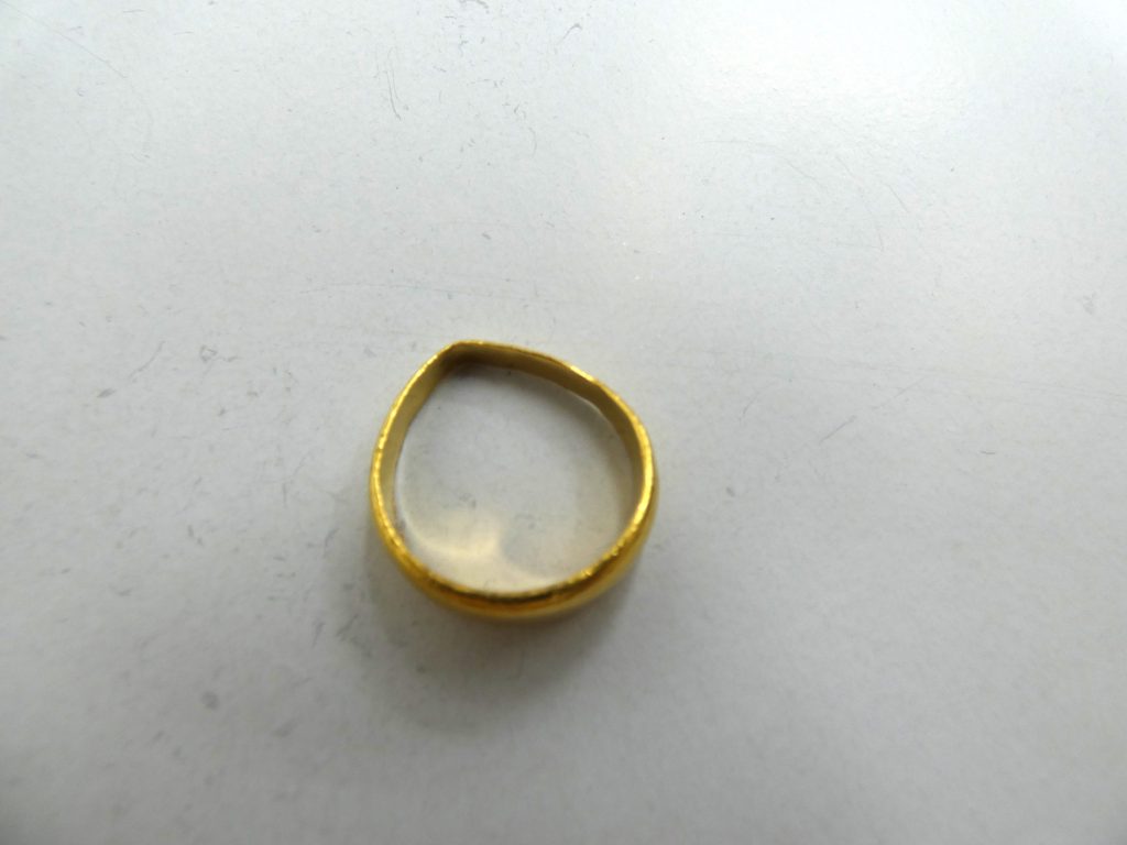 純金ｋ24リング 香港 韓国 純金ジュエリー買取