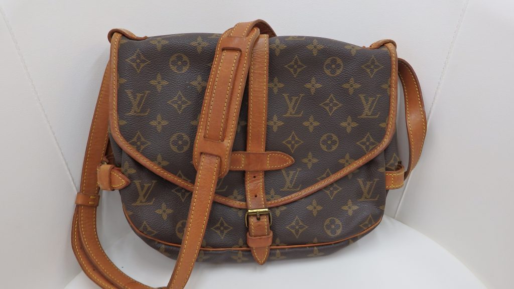 ルイヴィトン 買取 モノグラム ソミュール30 M42256