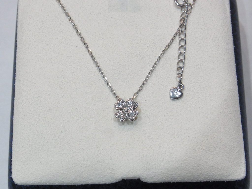 MIKIMOTO ミキモト ハート フラワー ネックレス K18WG D0.07ct 買取