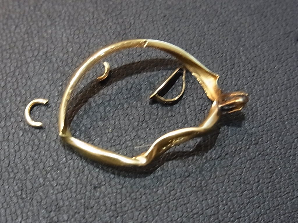 K18 コイン枠のみ 買取 ペンダントトップ 18金 無料査定