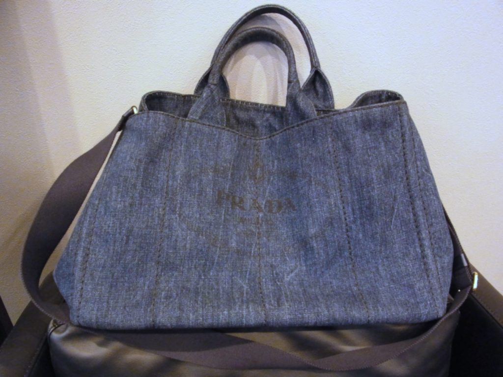 プラダ買取 カナパトートGM ストラップ付