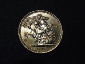 ソブリン金貨 買取 22金 1ポンド 7.9g 聖ジョージ竜退治 エリザベス2世