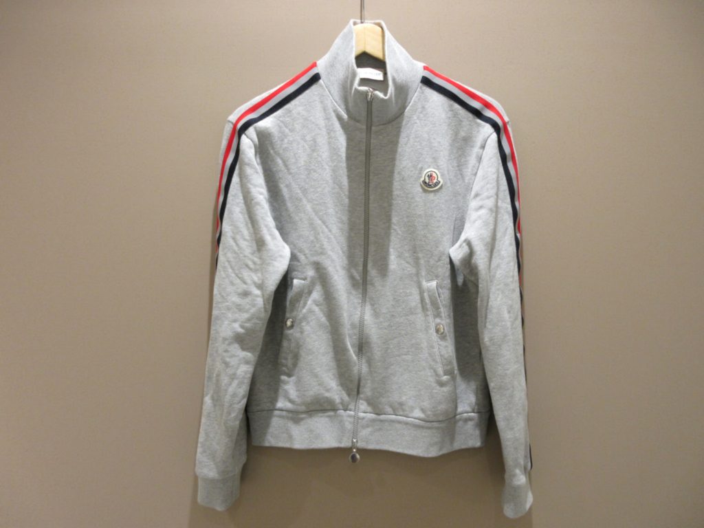 モンクレール 買取 マグリアトラックジャケットグレー F20918G75300