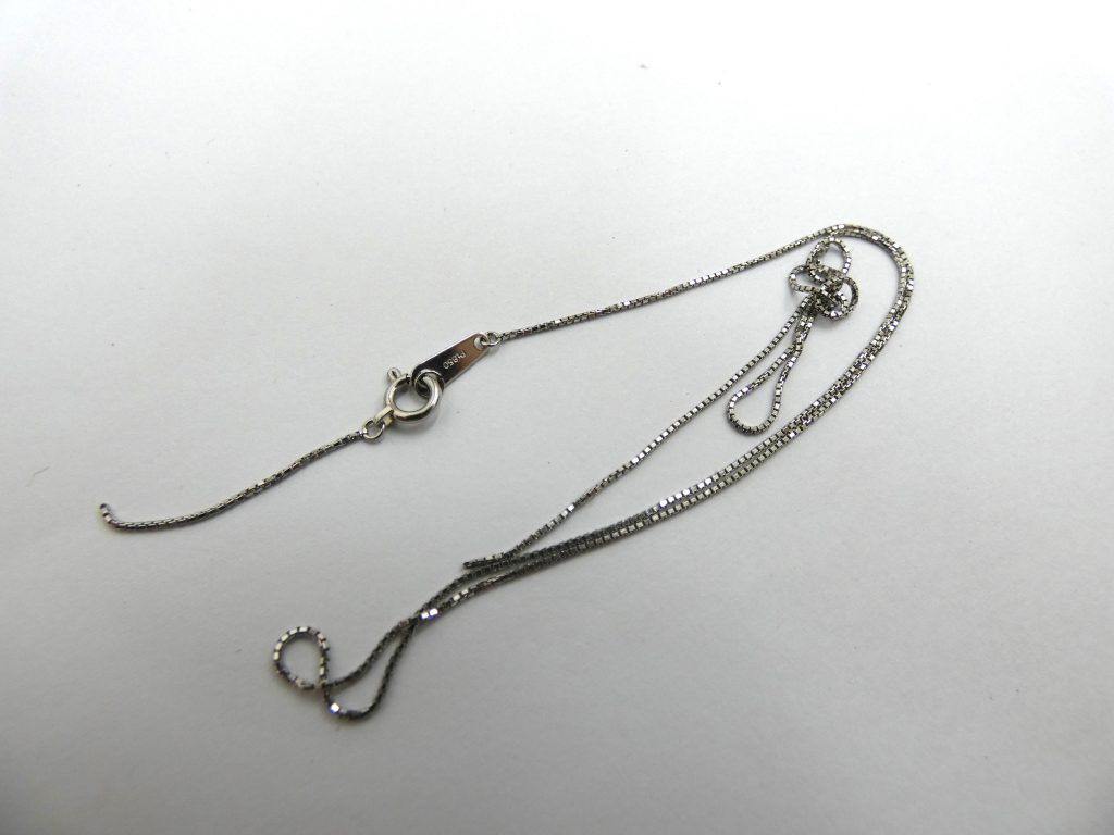 切れたPt850ネックレス 破損したジュエリー貴金属買取