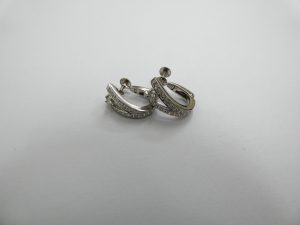 Pt900 イヤリング メレダイヤ 買取 プラチナ地金買取価格1万円突破