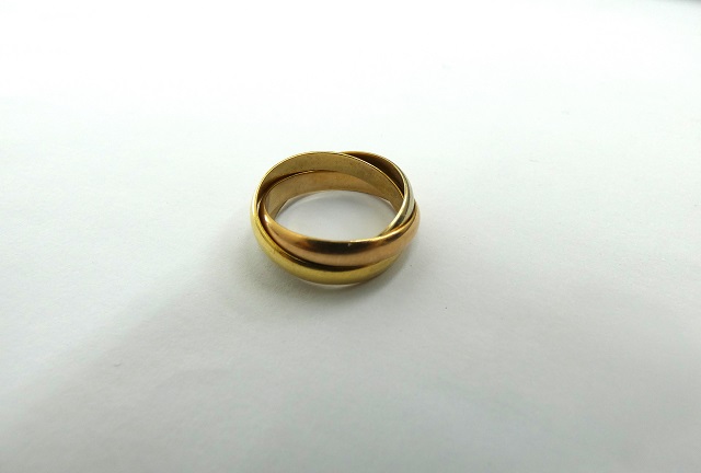 カルティエトリニティ 750 3ゴールドリング 買取