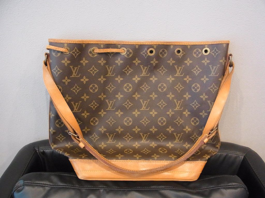 ルイヴィトン 買取 モノグラム ノエ M42224 巾着 ショルダーバッグ