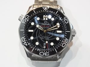 オメガ シーマスターダイバー ジェームズ・ボンド 7,007本限定 買取