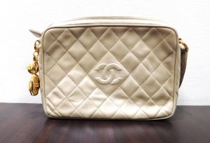 シャネル 買取 ラムスキン ココマーク マトラッセ フリンジ ショルダーバッグ
