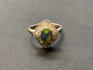 Pt900 オパール ダイヤモンド リング 買取 プラチナ相場高騰中