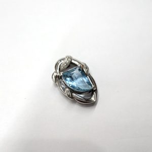 宝石 アクアマリン 買取 PT900 ネックレストップ Ａ5.37ct D0.11ct 鑑別書付き