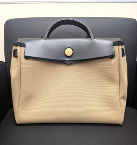 エルメス 買取 エールバッグジップPM ベージュ トワルオフィシエ×ヴァッシュハンター B刻印
