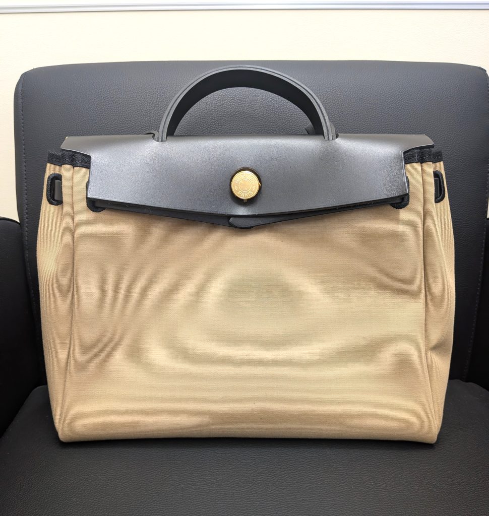エルメス 買取 エールバッグジップPM ベージュ トワルオフィシエ×ヴァッシュハンター B刻印