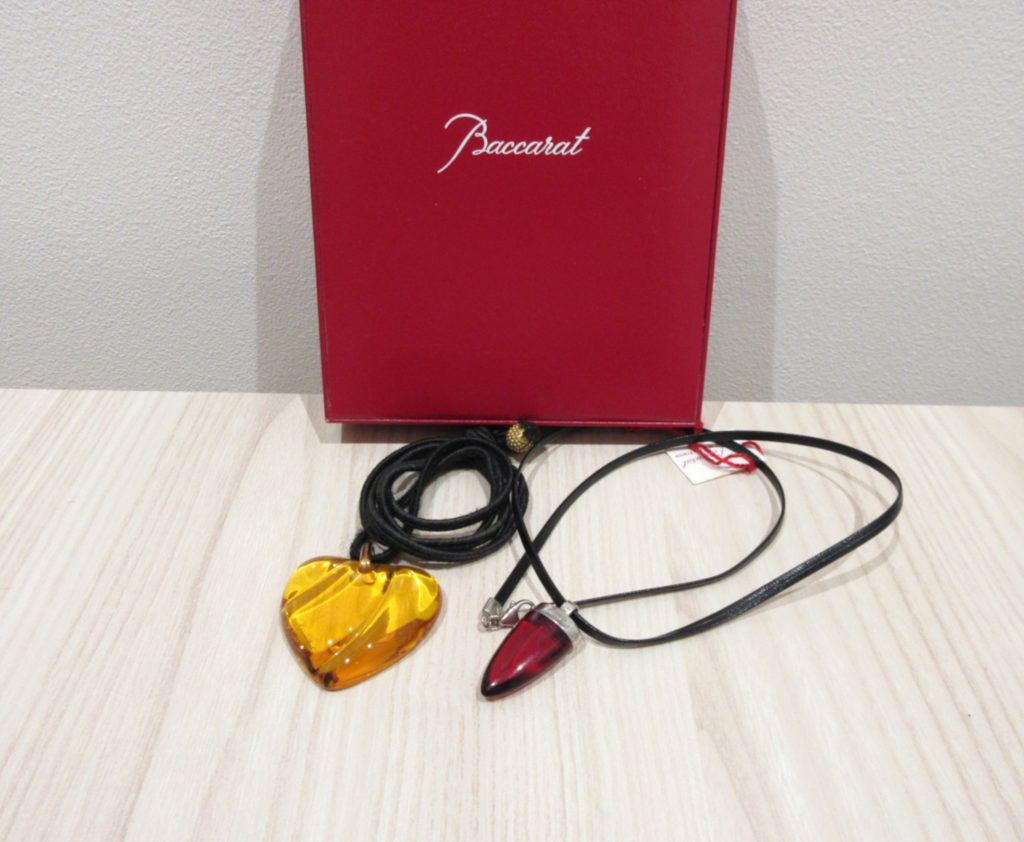 バカラ 買取 クリスタル ネックレス 2点