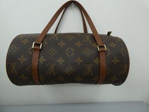 ルイヴィトン モノグラム パピヨン26 M51366 買取