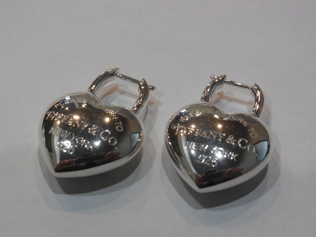ティファニー（Tiffany & Co.） 買取 リターントゥ フルハートピアス SV925