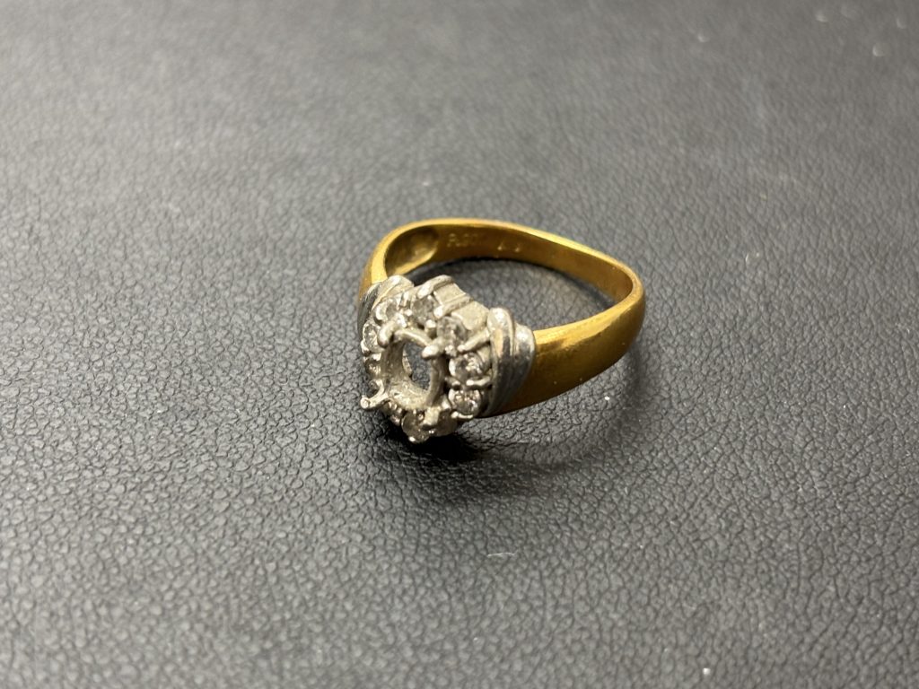 K18 Pt900 コンビリング 買取 金・プラチナ共に高騰中！