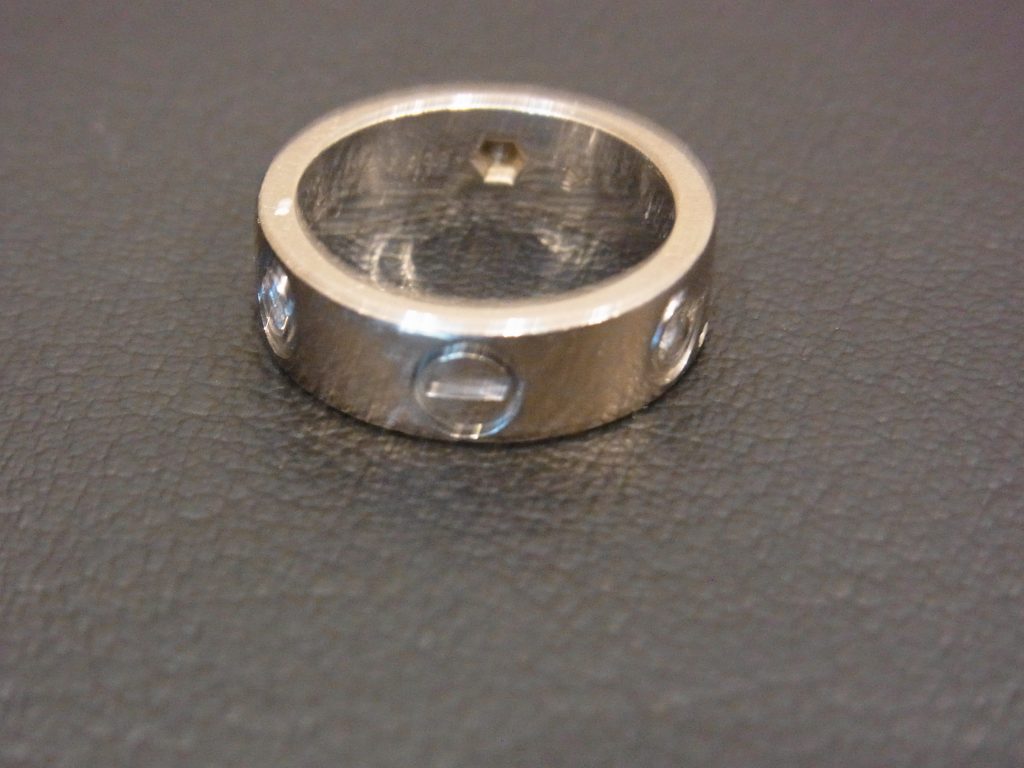 カルティエ買取 ラブリング 750WG ハーフダイヤモンド リング