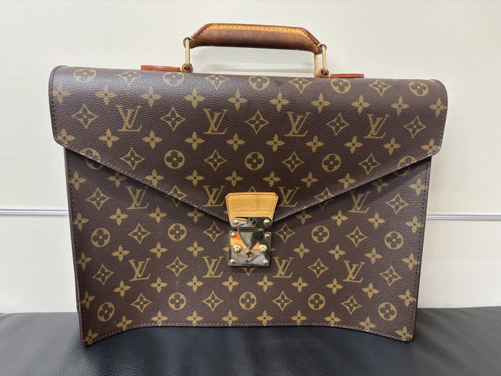 ルイヴィトン 買取 セルヴィエット コンセイエ ブリーフケース M53331 鍵欠品