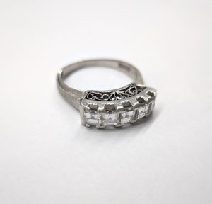 貴金属 PT900 買取 一文字ダイヤモンドリング D1.18ct プラチナ製品